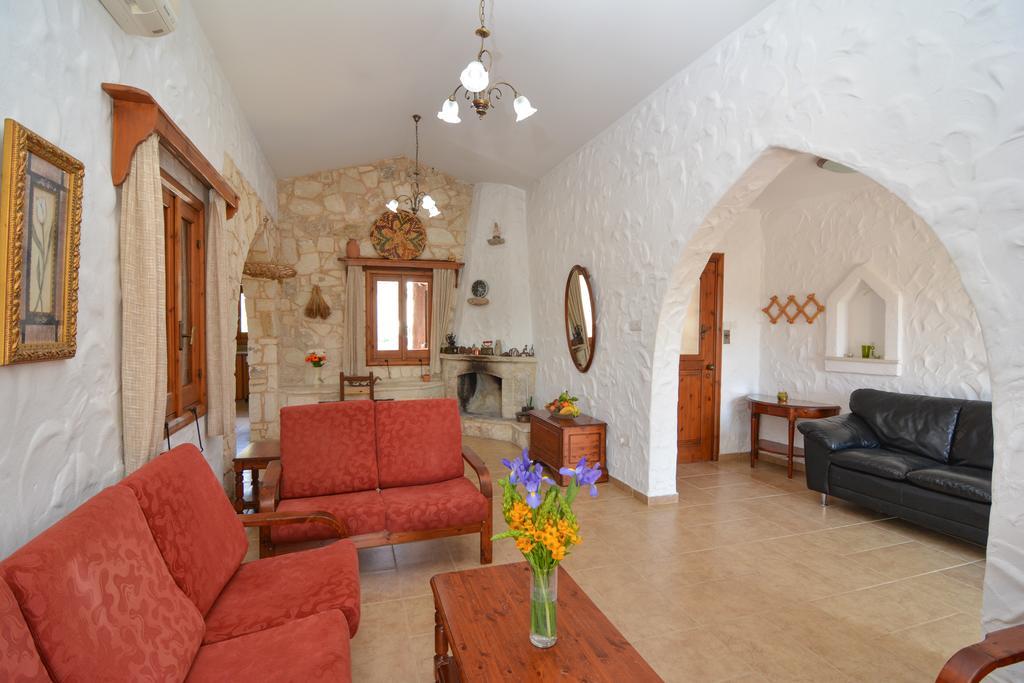 La Estancia Polis Dış mekan fotoğraf